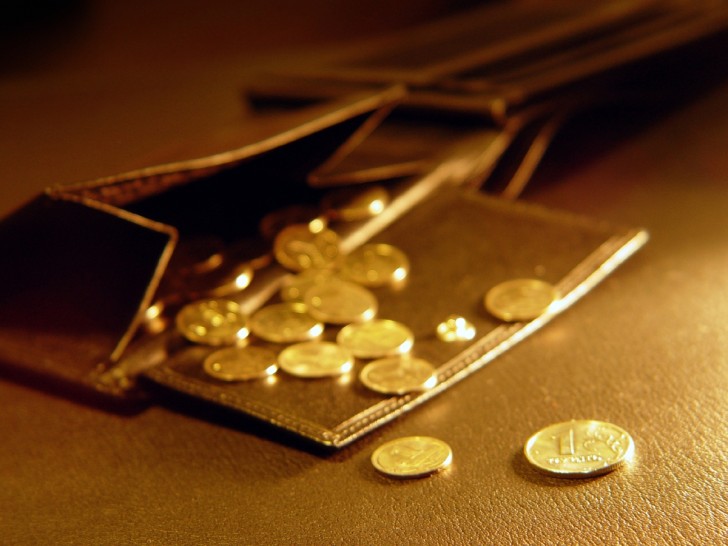 なぜ日本人は、こんなに働いているのにお金持ちになれないのか？